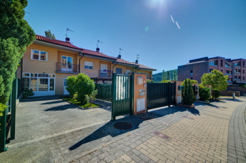 Casas o chalets-Venta-Huarte-Uharte-723065