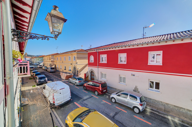 Pisos en Venta en Pamplona-Iruña en zona Chantrea con 3 habitaciones, Calle Beriain, 5