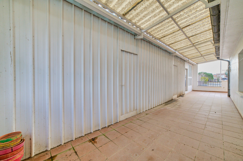 Locales en Venta en Monreal con 4 habitaciones, Carretera Jaca, 2
