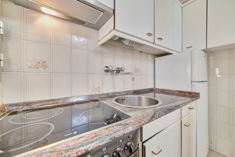 Pisos en Venta en Pamplona-Iruña en zona Orvina con 4 habitaciones, villafranca 6. Pamplona-Iruña