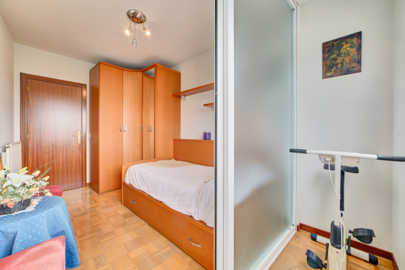 Pisos en Venta en Pamplona-Iruña en zona Echavacoiz norte con 2 habitaciones, Remiro de Goñi 38