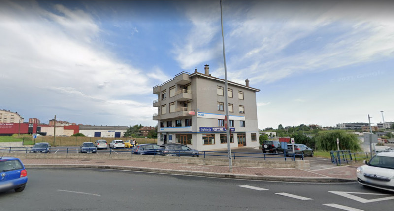 Local de 550 metros en alquiler en la avenida de los Castros
