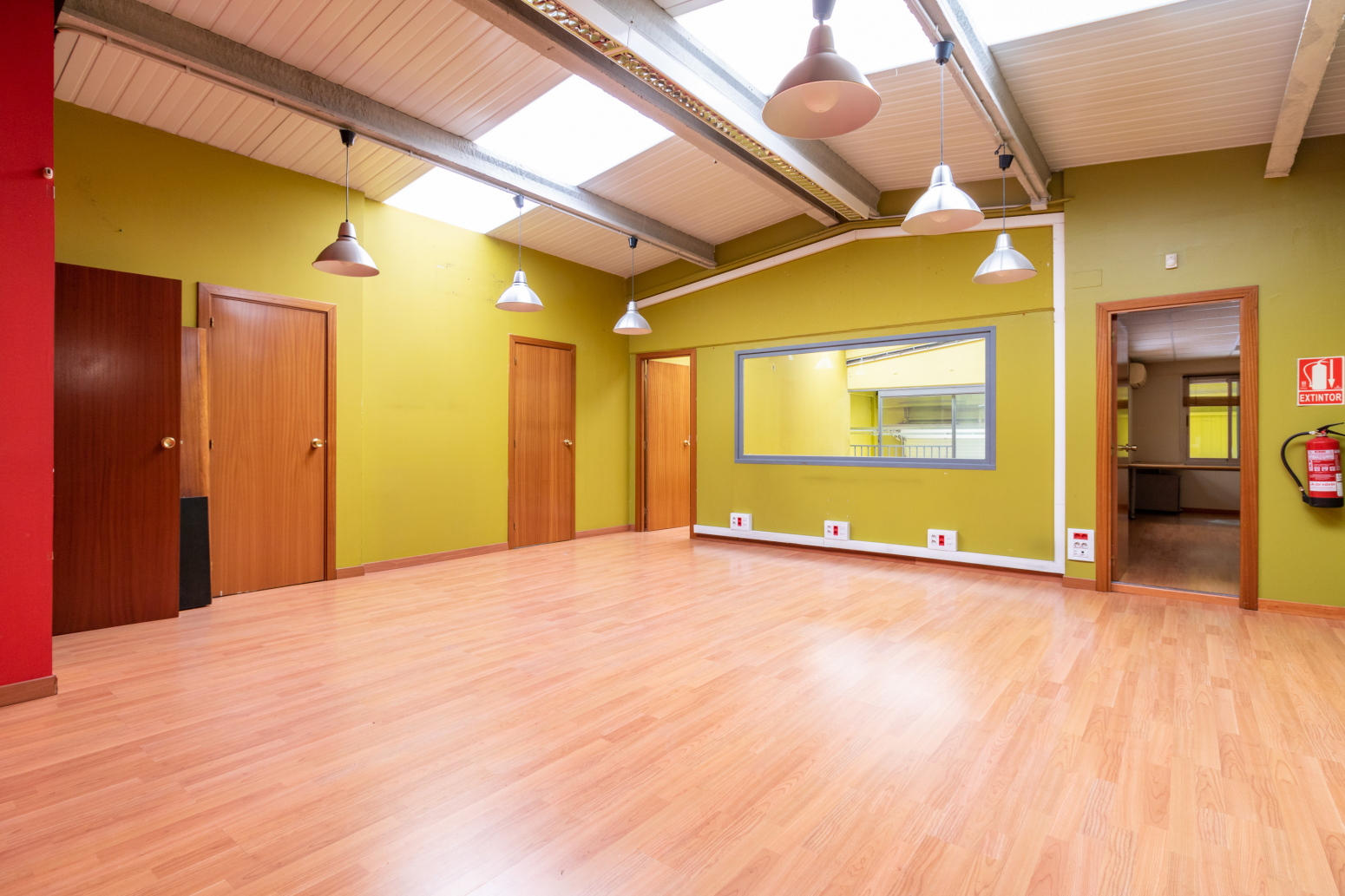 Naves-Alquiler-Aranguren-809337-Foto-13