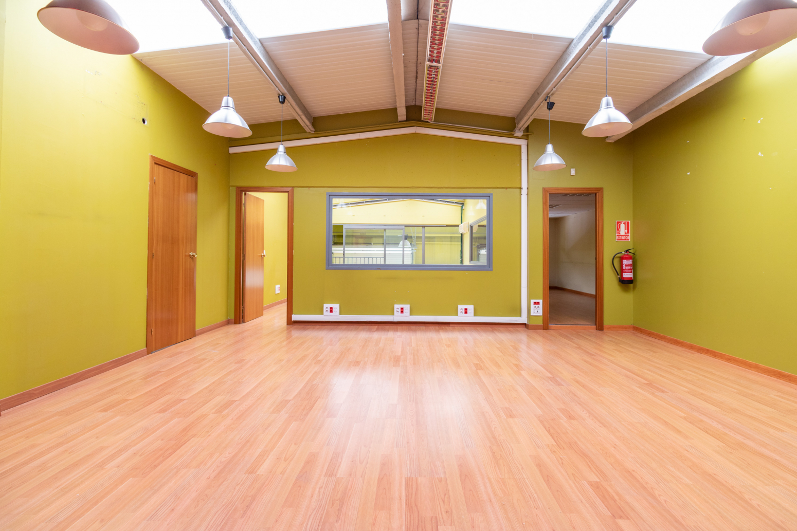 Naves-Alquiler-Aranguren-809337-Foto-14