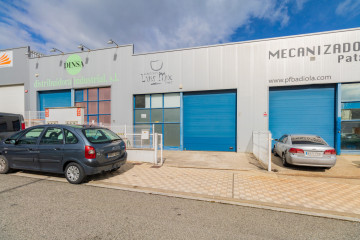Naves-Alquiler-Aranguren-809337-Foto-23-Carrousel