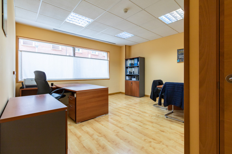 Locales-Alquiler-Pamplona-IruÃ±a-823799-Foto-14