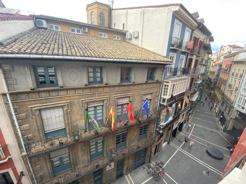 Oficinas en Alquiler en Pamplona-Iruña en zona Casco Antiguo, Calle Zapateria, 27