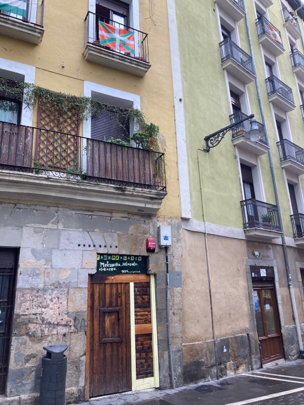 Locales en Venta en Pamplona-Iruña en zona Casco Antiguo, Calle Carmen, 4