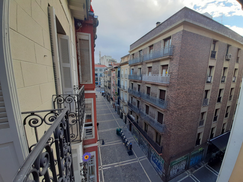 Pisos en Venta en Pamplona-Iruña en zona Casco Antiguo con 1 habitaciones, CALLE ESTAFETA, 71