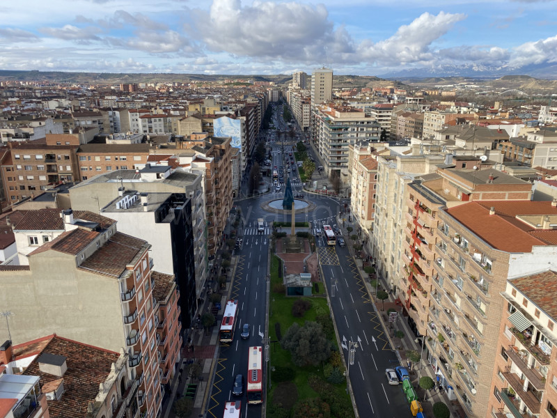 PISO EN VENTA EN AVENIDA SOLIDARIDAD