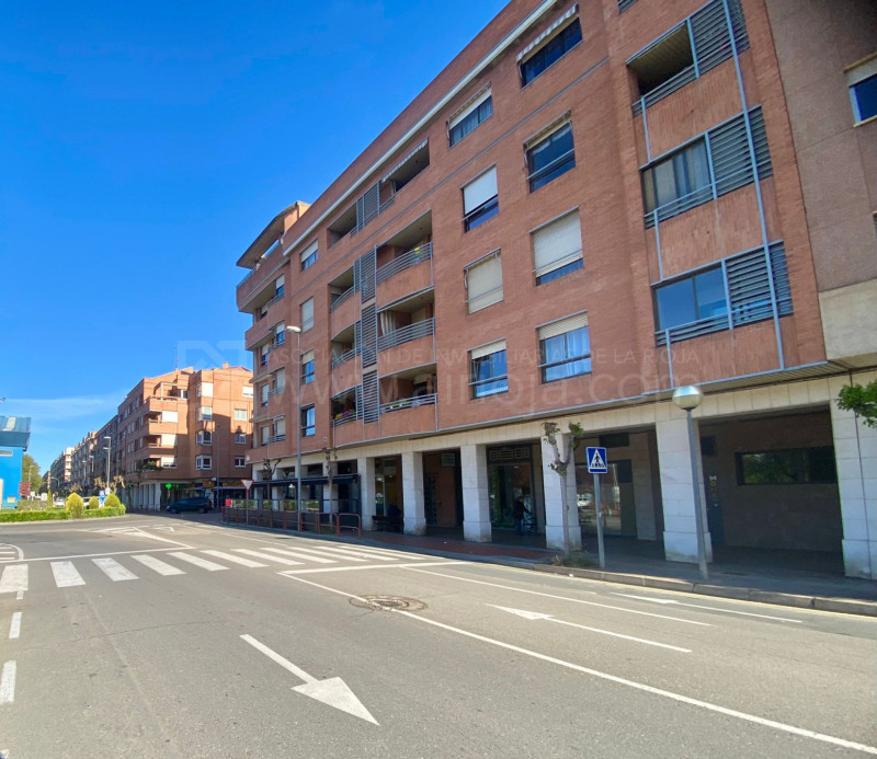¡¡OPORTUNIDAD LOCAL EN VENTA CLUB DEPORTIVO¡¡ ¡¡OPORTUNIDAD LOCAL EN VENTA CLUB DEPORTIVO¡¡