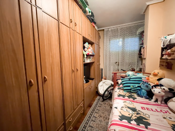 SE VENDE PISO EN COLINDRES DE 3 DORMITORIOS