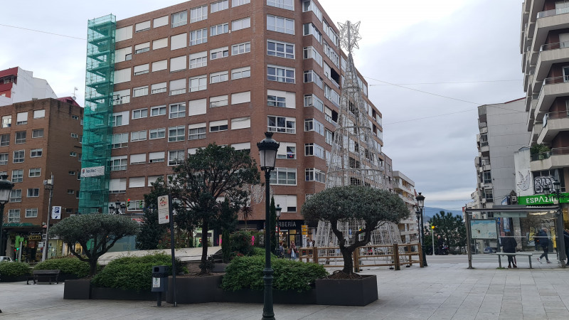 Piso céntrico en Vigo con terraza y en esquina con vistas