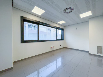 Locales-Venta-Vigo-804941-Foto-9-Carrousel