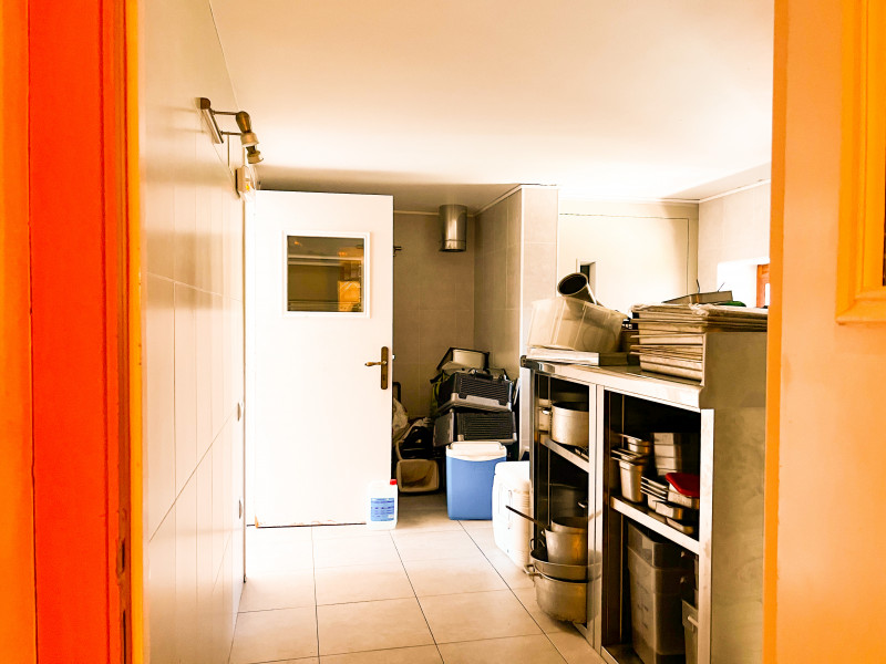 <p>Historic farmhouse in Mollet de Peralada with a successful restaurant included</p>