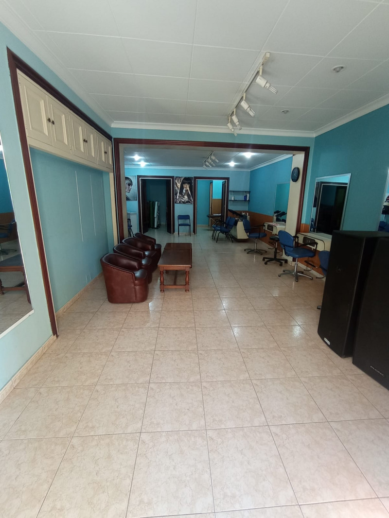 Locales-Venta-Es Castell-730488-Foto-3