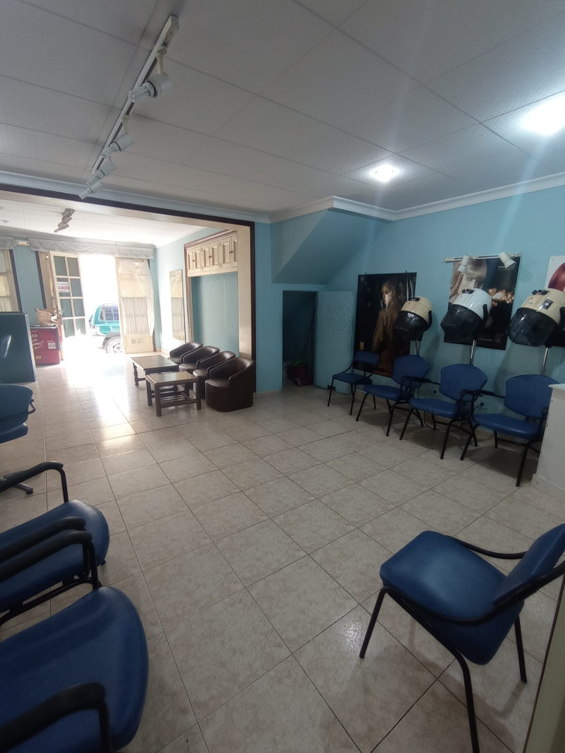 Locales-Venta-Es Castell-730488-Foto-2