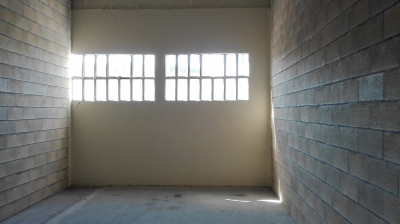 LONJA Y HUERTO URBANO EN VENTA EN BERANGO