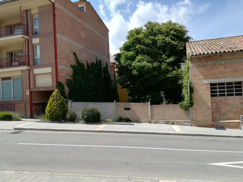 Solar de 165 m² en la avenida de les Escoles, Centelles - foto 1