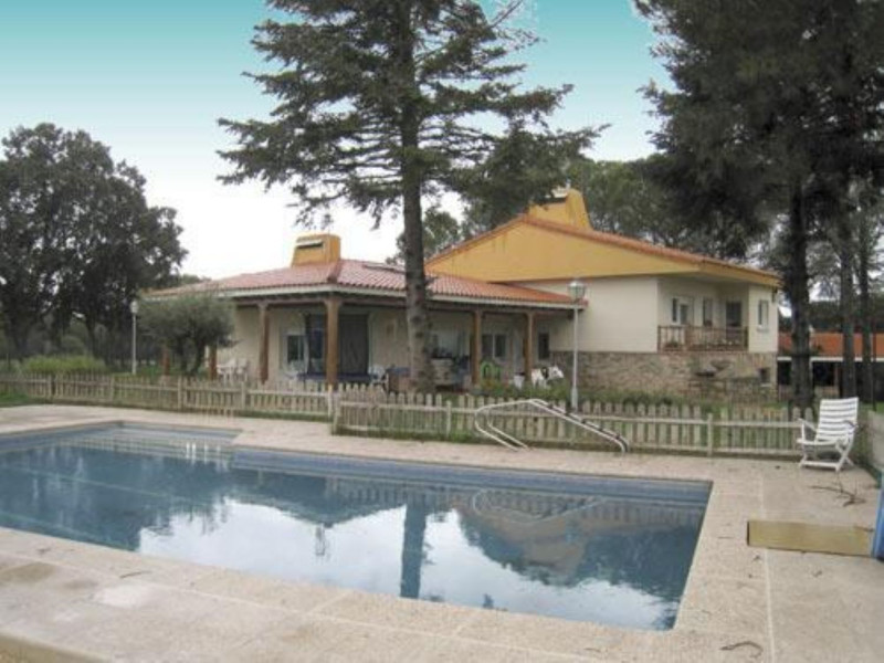 Chalet en Valdelagua