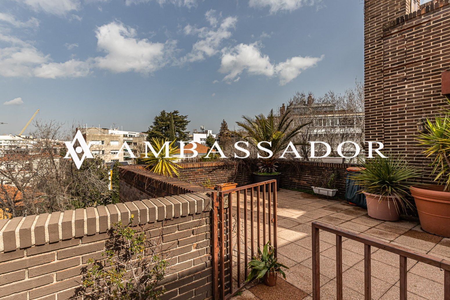 Chalet en Valdemarín