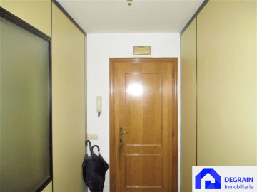 Locales-Venta-Oviedo-1051420-Foto-2-Carrousel