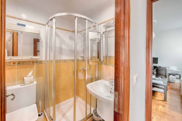 Pisos-Alquiler-Oviedo-284770-Foto-19-Carrousel