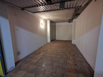 Local comercial de 90 m2 en zona inmejorable de Colindres