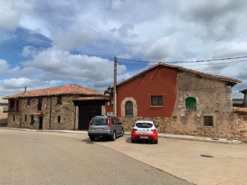 Casas o chalets-Venta-Valle de Valdelucio-745761