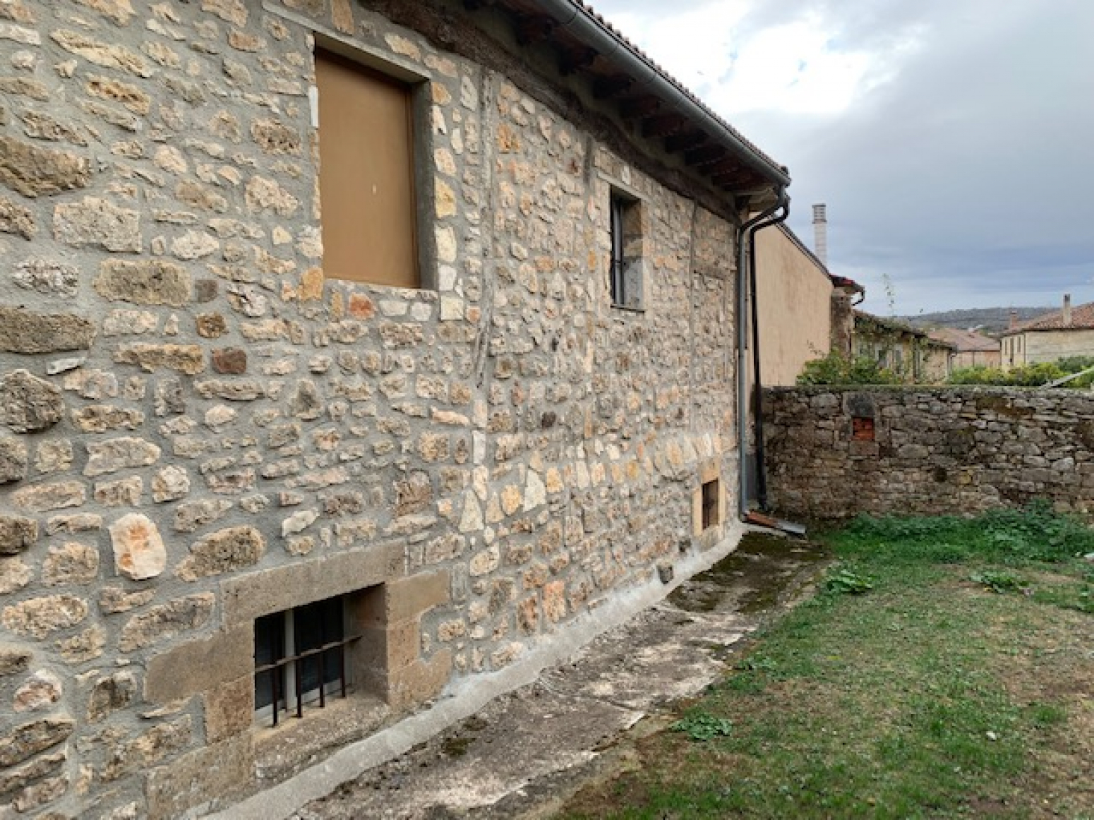 Casa en La Piedra Burgos