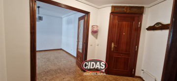 Pisos-Venta-Oviedo-699328-Foto-36-Carrousel